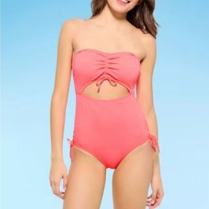 Decree Womens Exotic Textured
Monokini One Piece Swimsuit NWT S